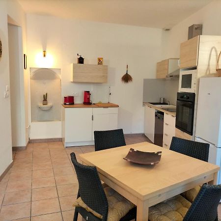 Appartement De Charme Vers-Pont-du-Gard Esterno foto